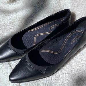 COLE HAAN GRAND SERIES FLAT SHOES